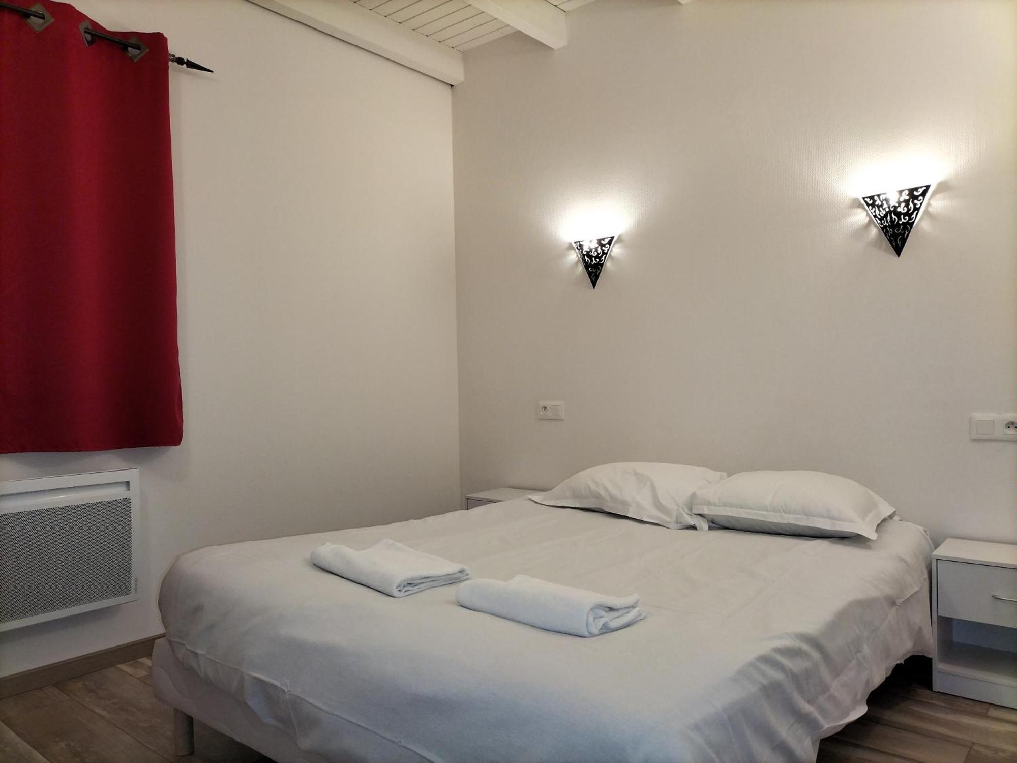 Les Acacias Courte Et Longue Duree Aparthotel *